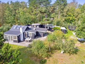 Holiday Home Estel - 900m from the sea by Interhome, Højby